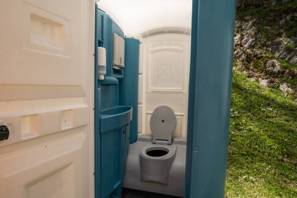 Best Sanitation services for porta potties  in High Rolls, NM